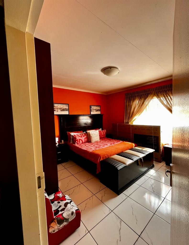 2 Bed Apartment in Greenhills photo number 19