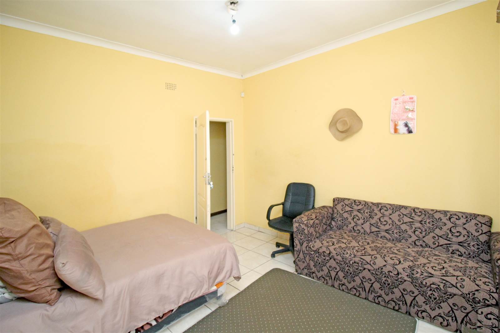 3 Bed House in Bezuidenhout Valley photo number 7