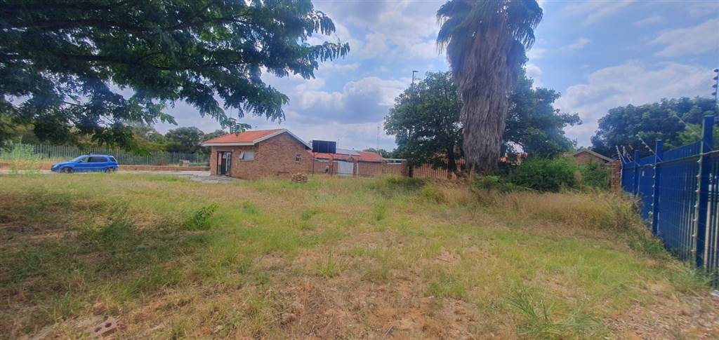 1058 m² Land available in Flora Park photo number 9