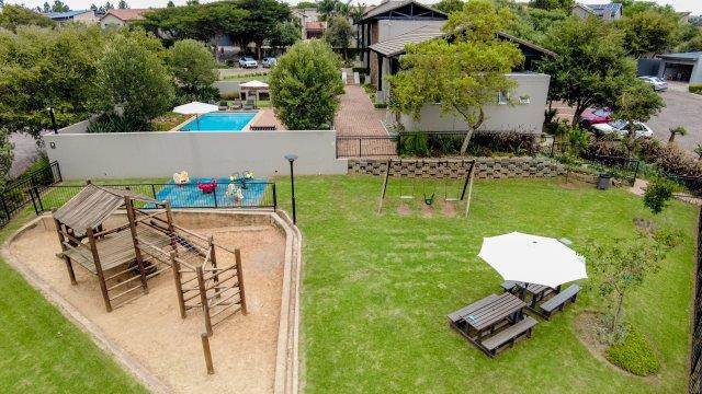 4 Bed House in Fourways photo number 24