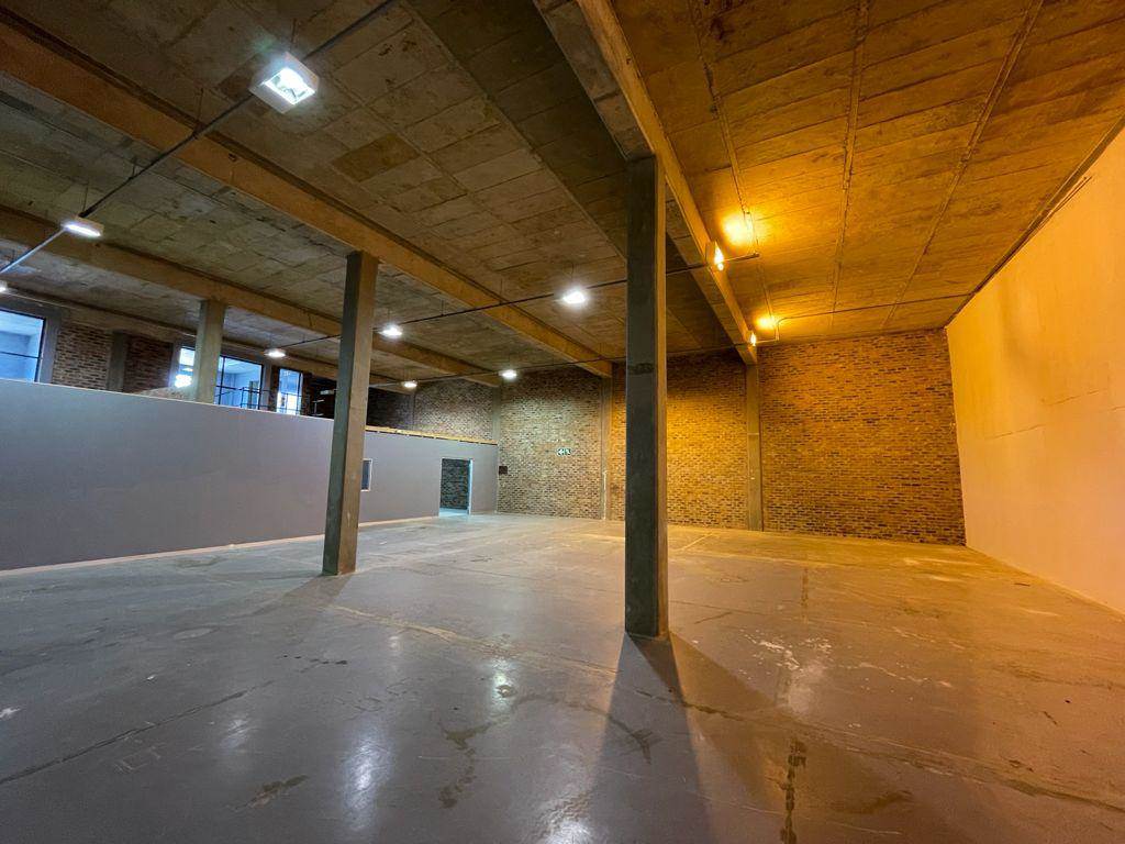 604  m² Industrial space in Laser Park photo number 5