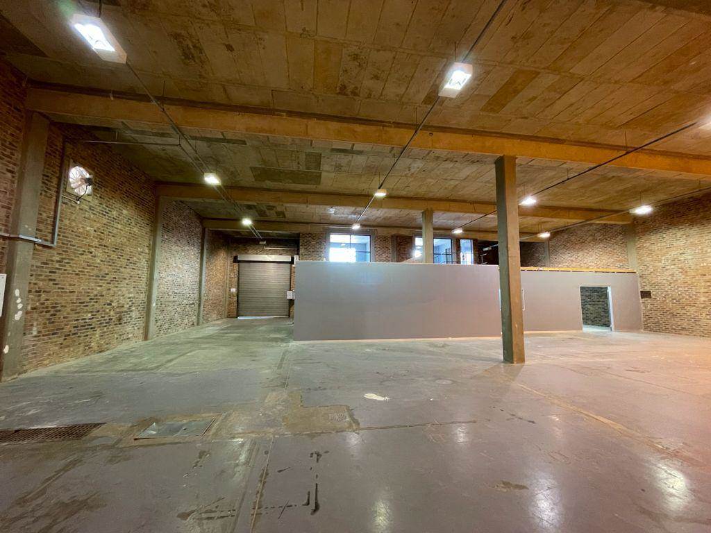 604  m² Industrial space in Laser Park photo number 3