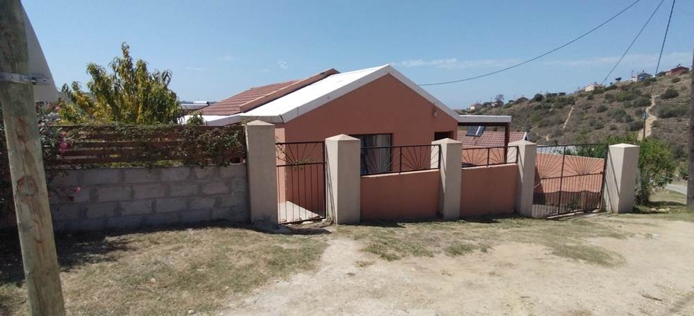 4 Bed House in Great Brak River photo number 21