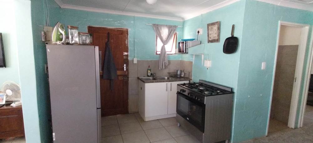 4 Bed House in Great Brak River photo number 3