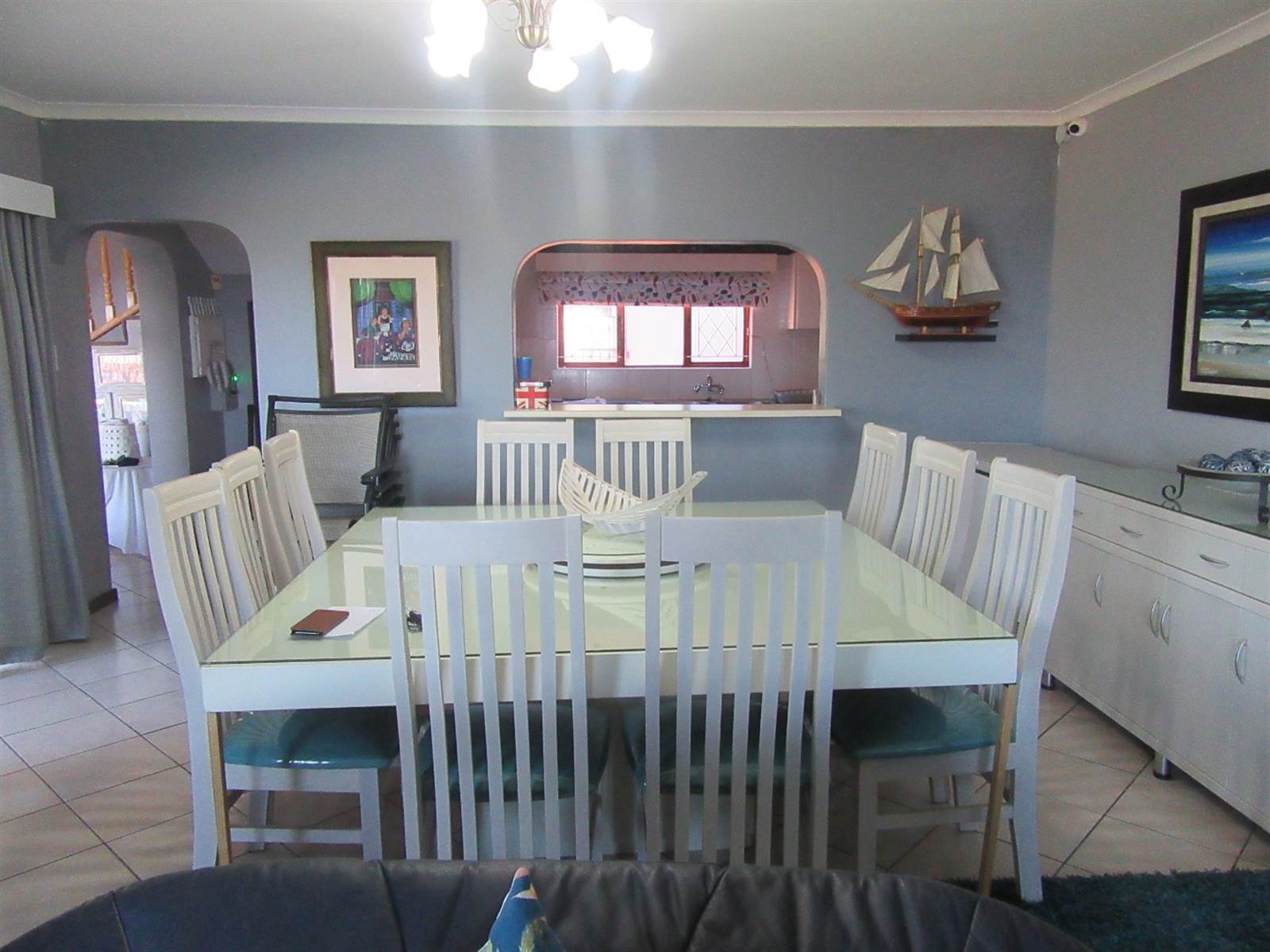 5 Bed Townhouse in Scottburgh Central photo number 11