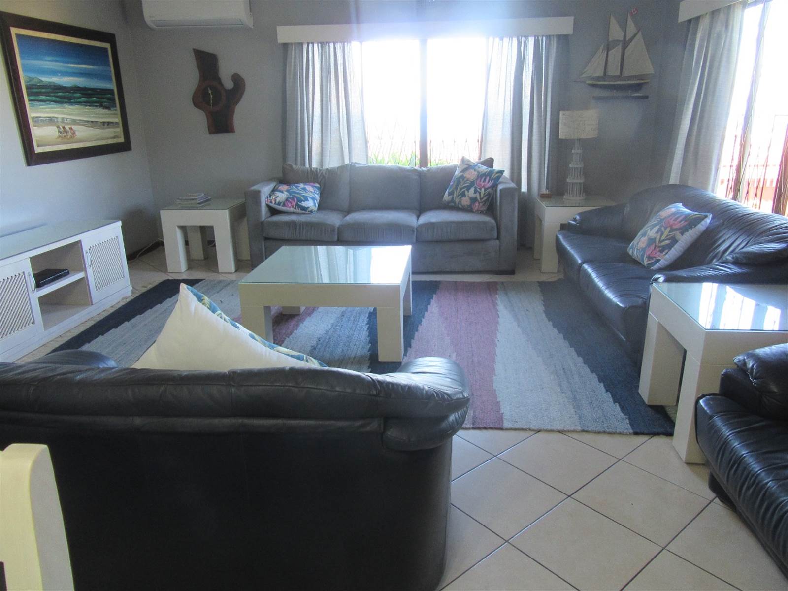 5 Bed Townhouse in Scottburgh Central photo number 9