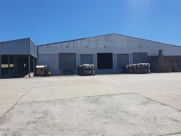 7 459  m² Industrial space