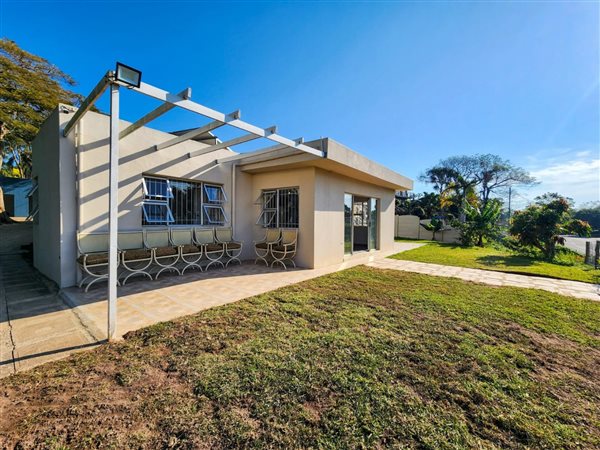 323 m² Commercial space 323 m² Commercial space