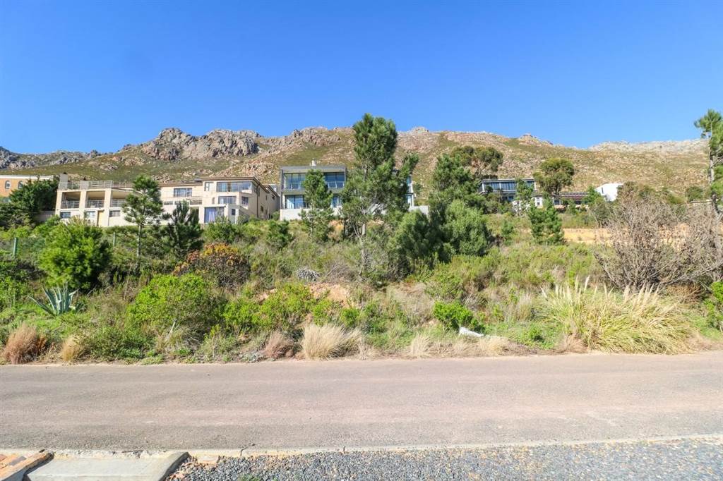 870 m² Land available in Gordons Bay Central photo number 9