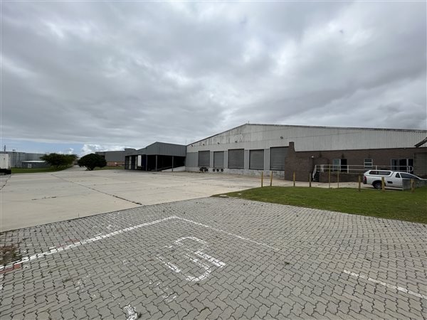 3 460  m² Industrial space