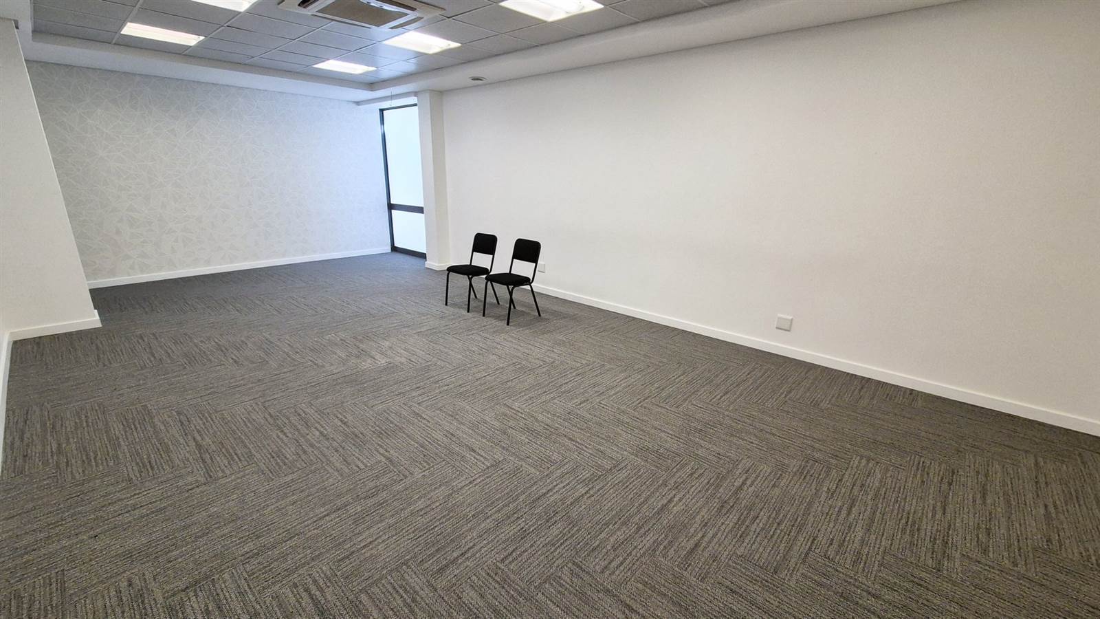 807  m² Office Space in Ashlea Gardens photo number 15