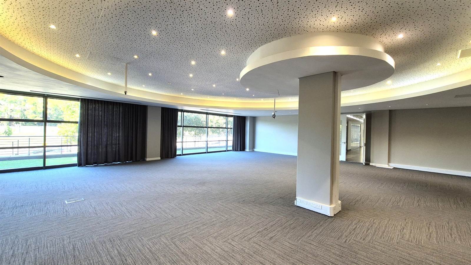 807  m² Office Space in Ashlea Gardens photo number 17
