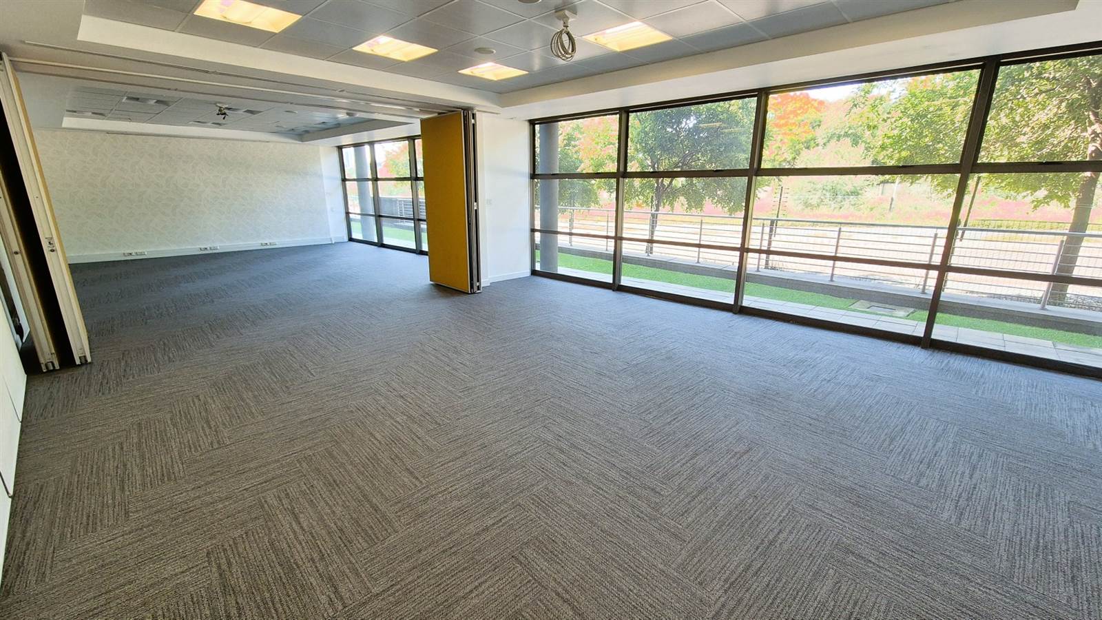807  m² Office Space in Ashlea Gardens photo number 14