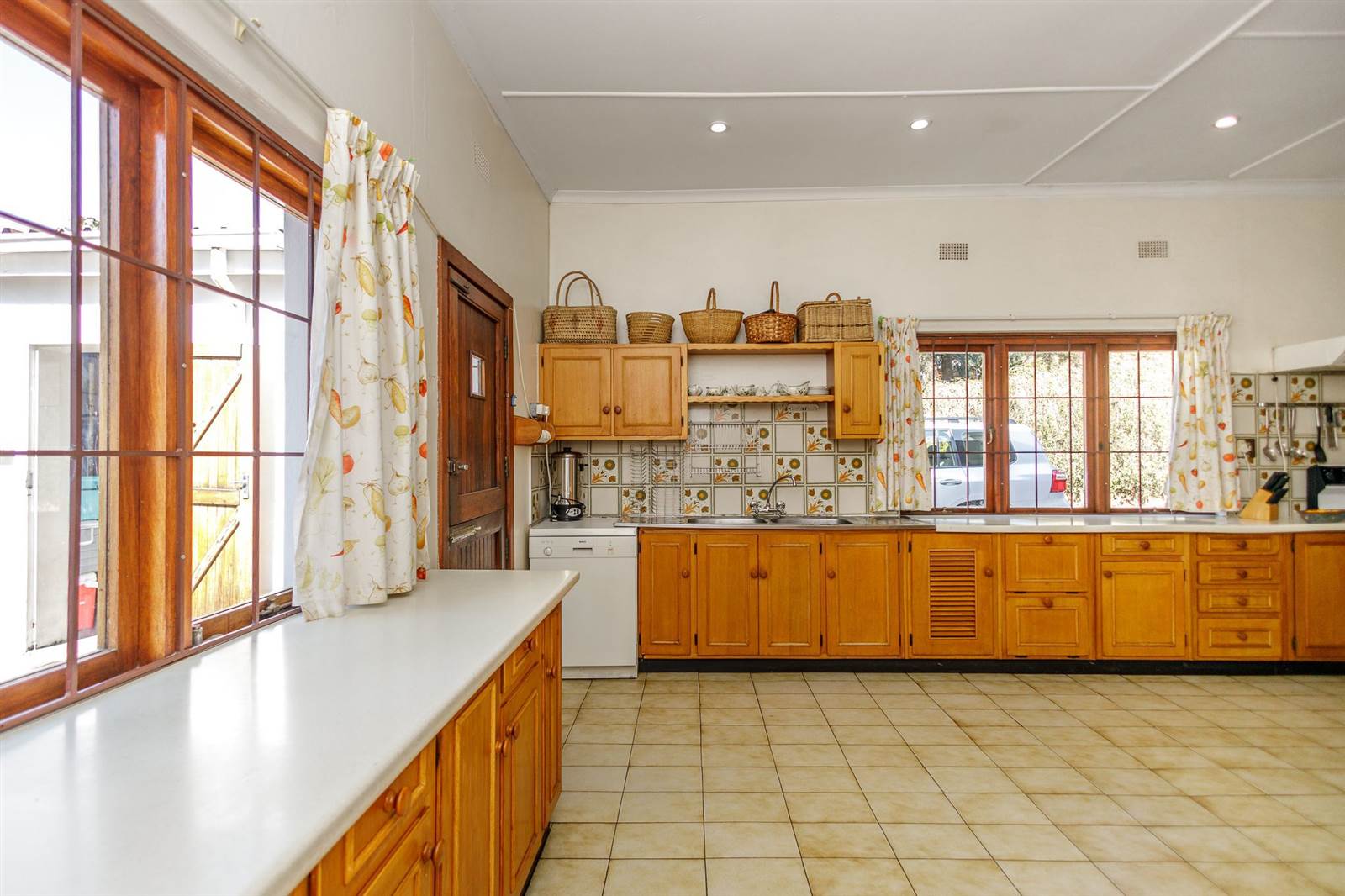 5 Bed House in Linksfield photo number 16