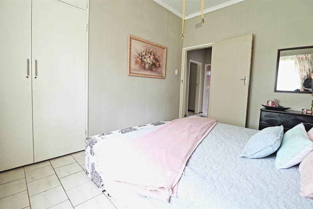 3 Bed House in Hectorspruit photo number 14