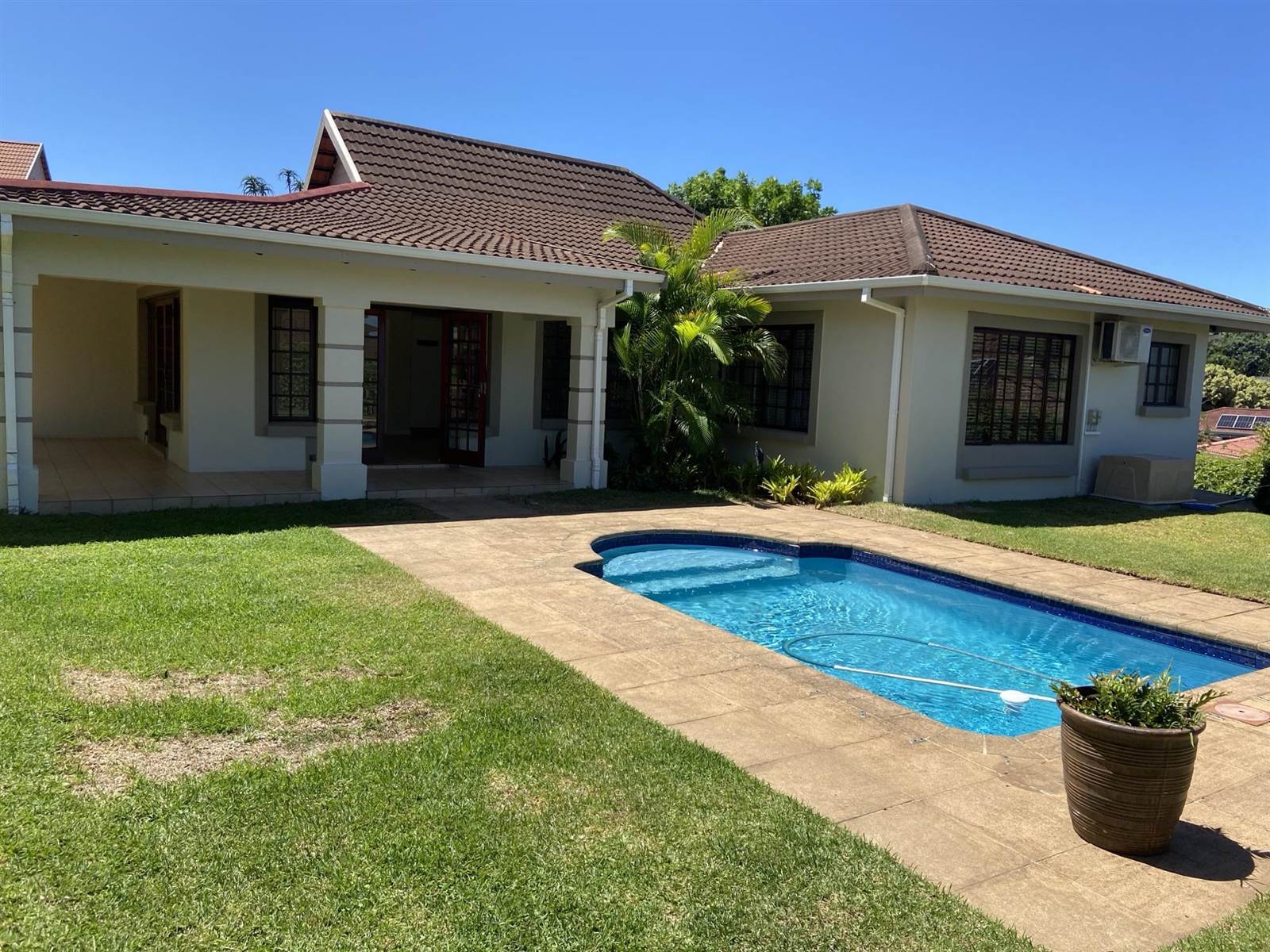 4 Bed Townhouse in Ballito photo number 19