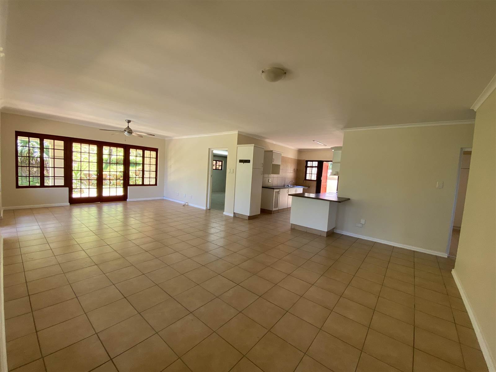 4 Bed Townhouse in Ballito photo number 9