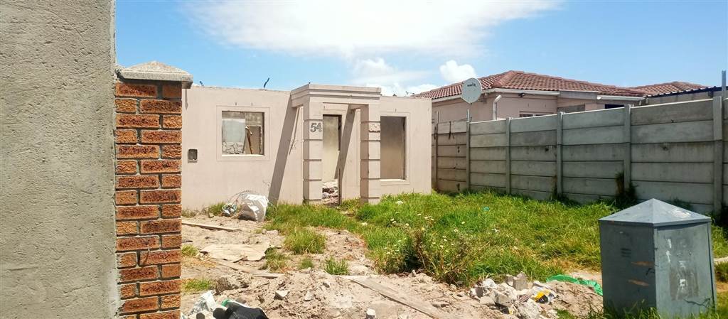 2 Bed House in Kalkfontein photo number 3