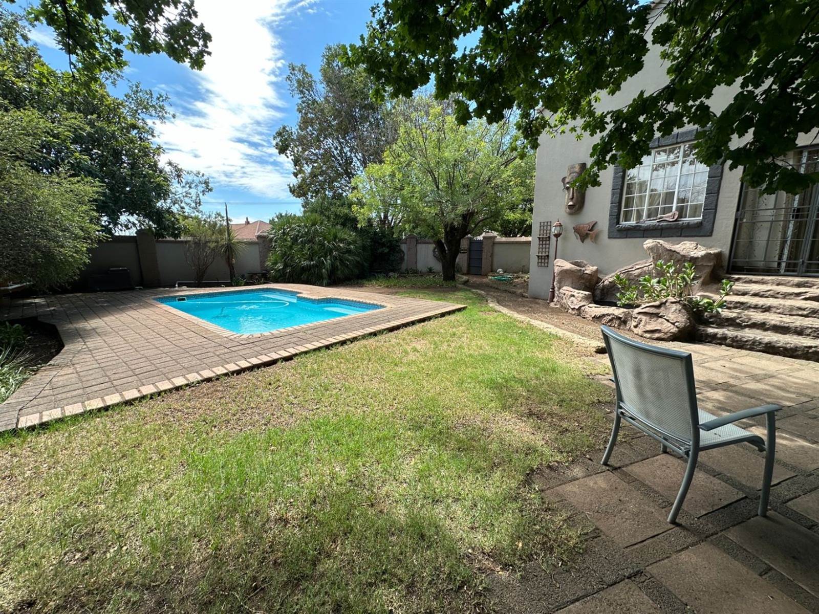 4 Bed House in Aliwal North photo number 18