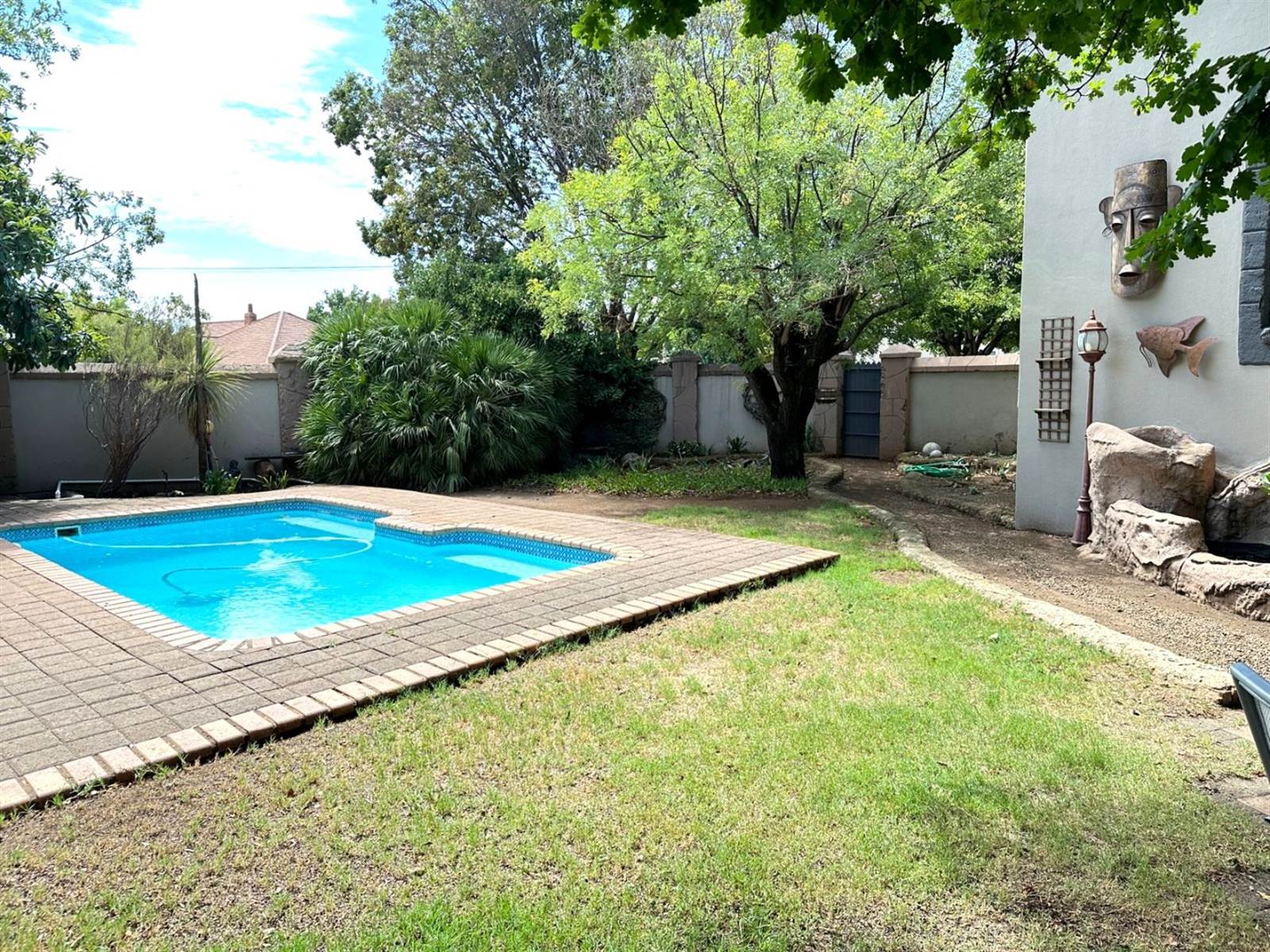 4 Bed House in Aliwal North photo number 19
