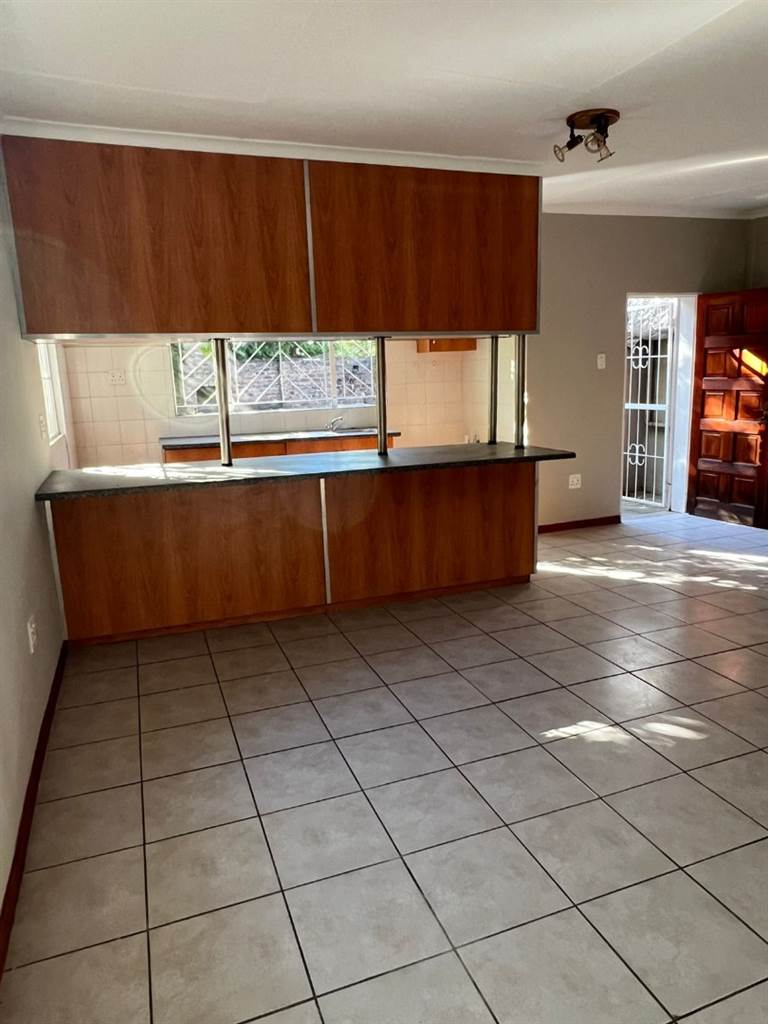 4 Bed House in Aliwal North photo number 22
