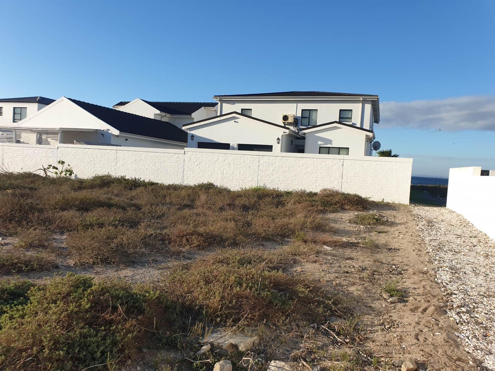 413 m² Land available in Sandy Point photo number 2