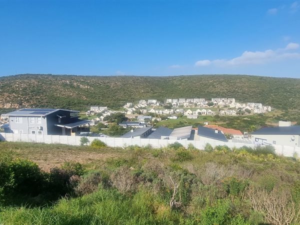 826 m² Land