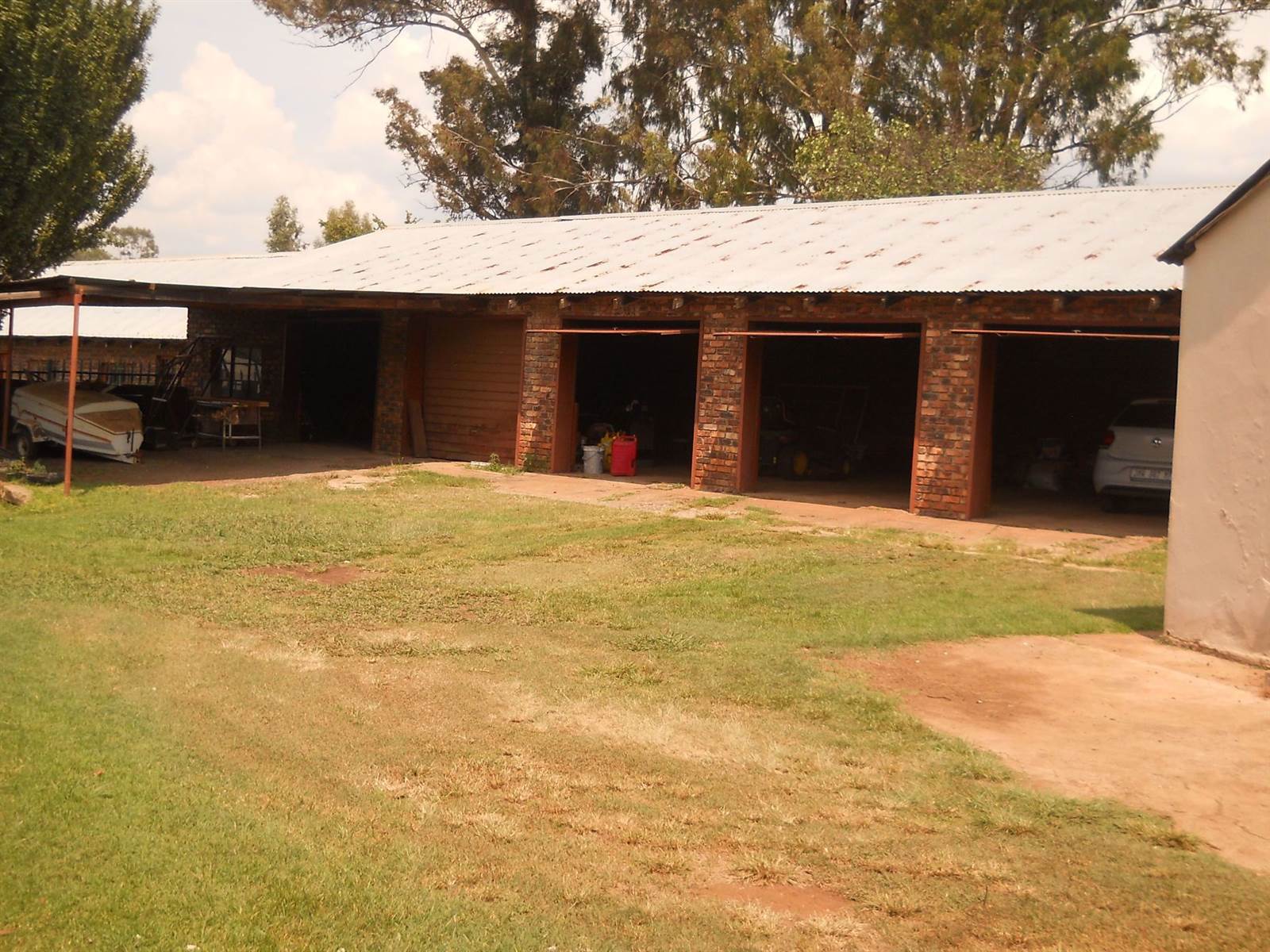 19.6 ha Land available in Middelburg photo number 16