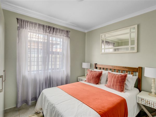 2 Bedroom House 2 Bedroom House