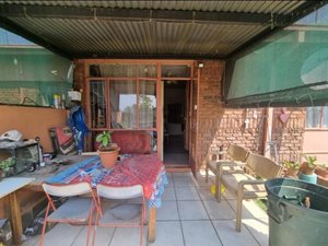 2 Bed Townhouse in Hermanstad