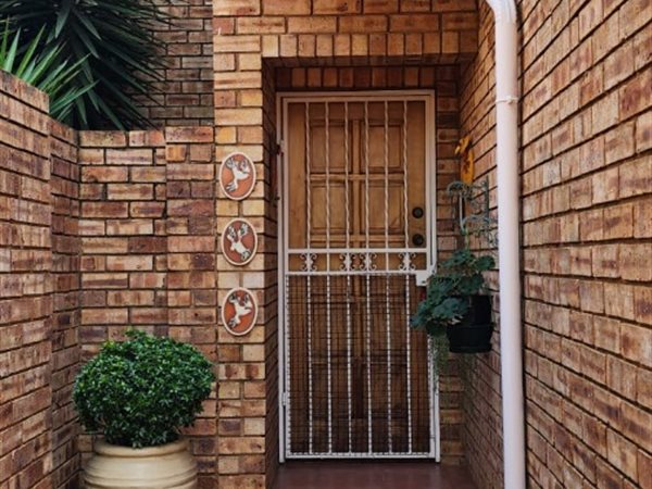 3 Bedroom House 3 Bedroom House