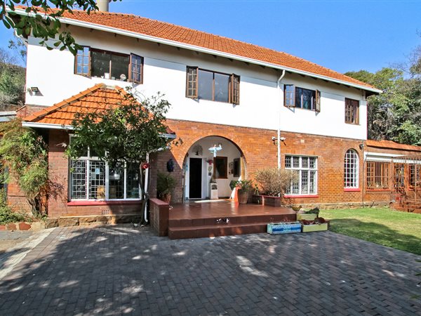 4 Bed House in Observatory