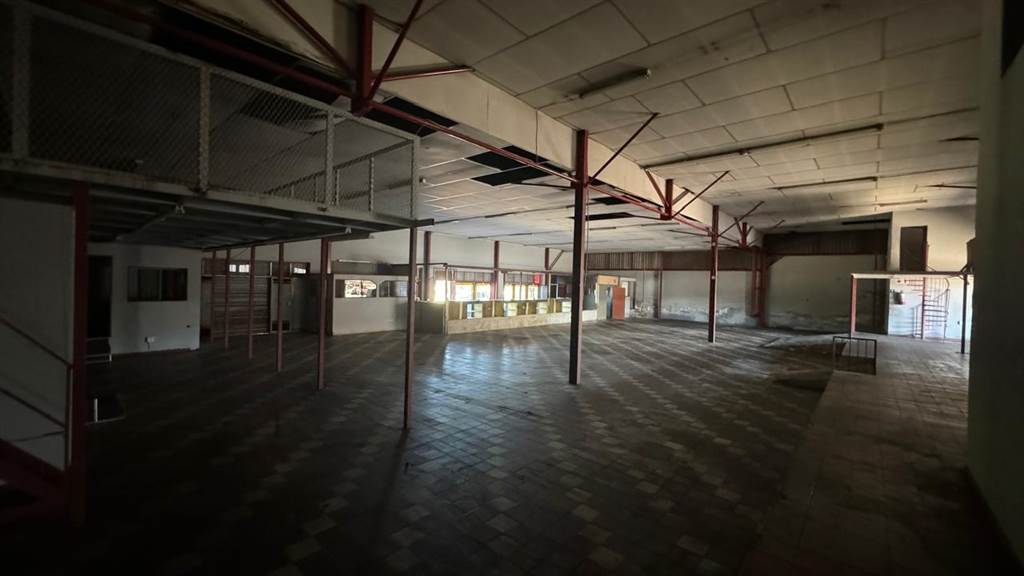 1000  m² Industrial space in Pretoria West photo number 17