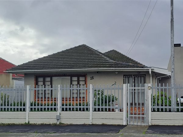 4 Bed House in Parow