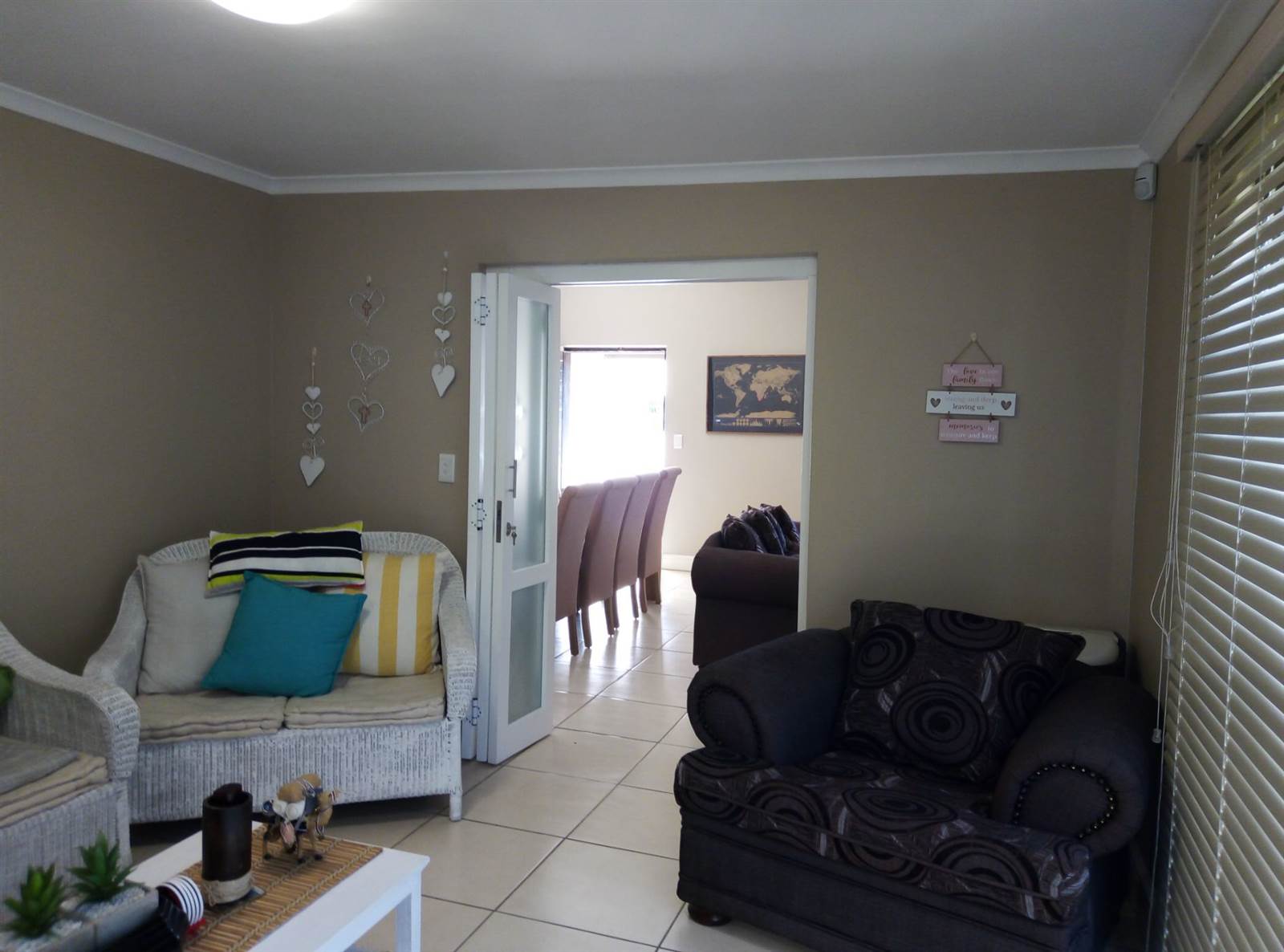 3 Bed House in Somerset West Central photo number 20