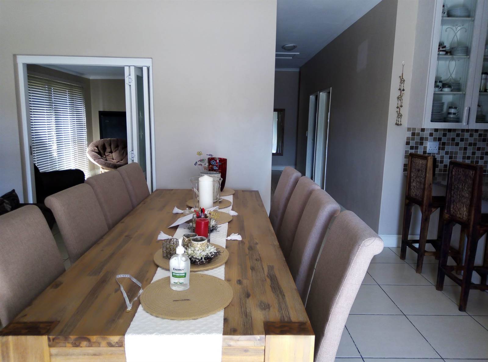 3 Bed House in Somerset West Central photo number 5