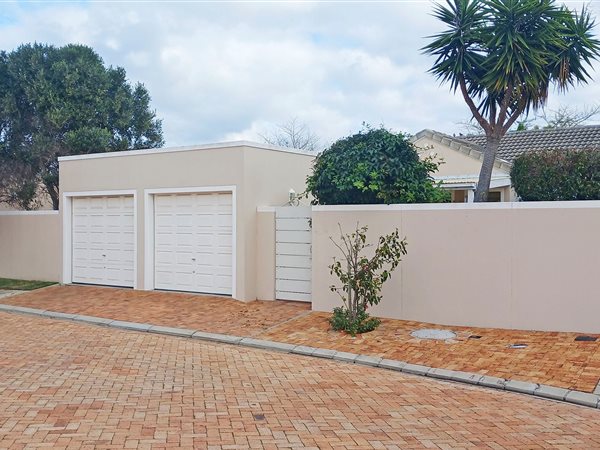 2 Bedroom House 2 Bedroom House