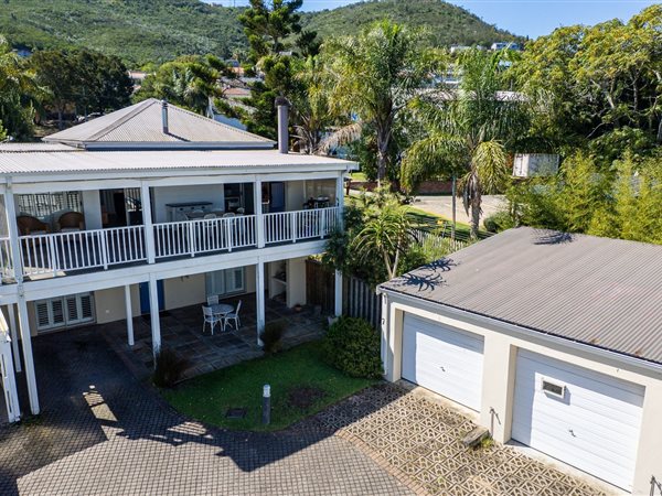 3 Bedroom Townhouse 3 Bedroom Townhouse