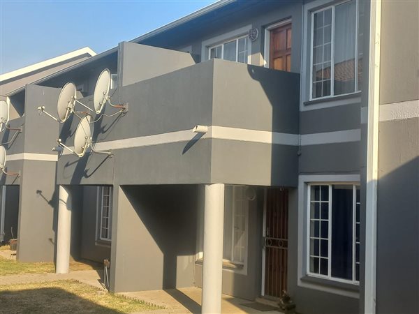 1 Bedroom Townhouse 1 Bedroom Townhouse