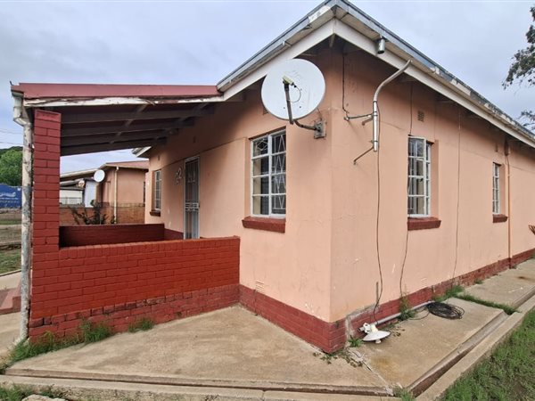 3 Bedroom House 3 Bedroom House