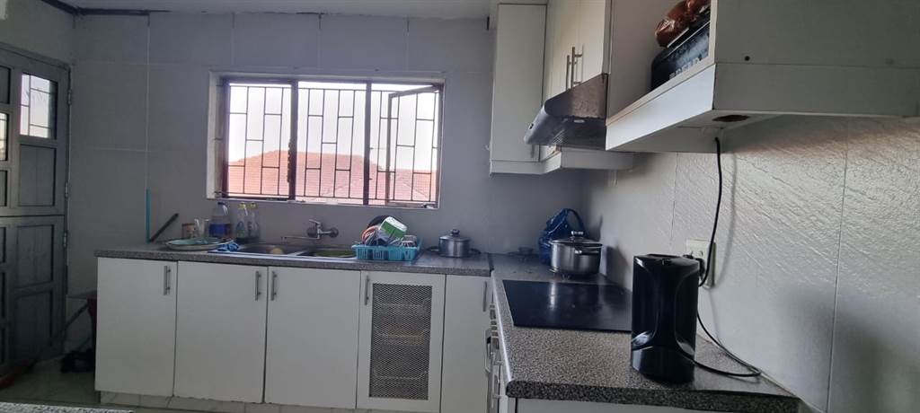 4 Bed House in Eshowe photo number 10