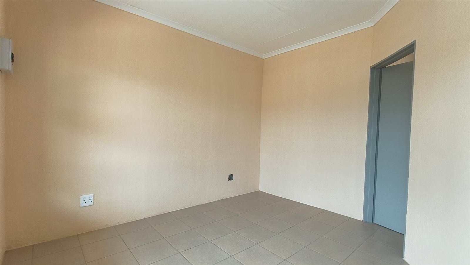 1 Bed Apartment in Graskop photo number 4