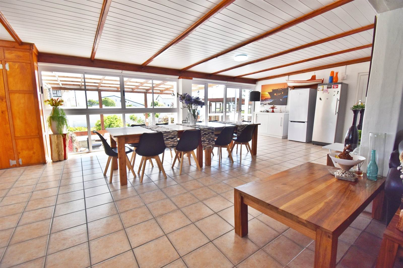 6 Bed House in Struisbaai photo number 26