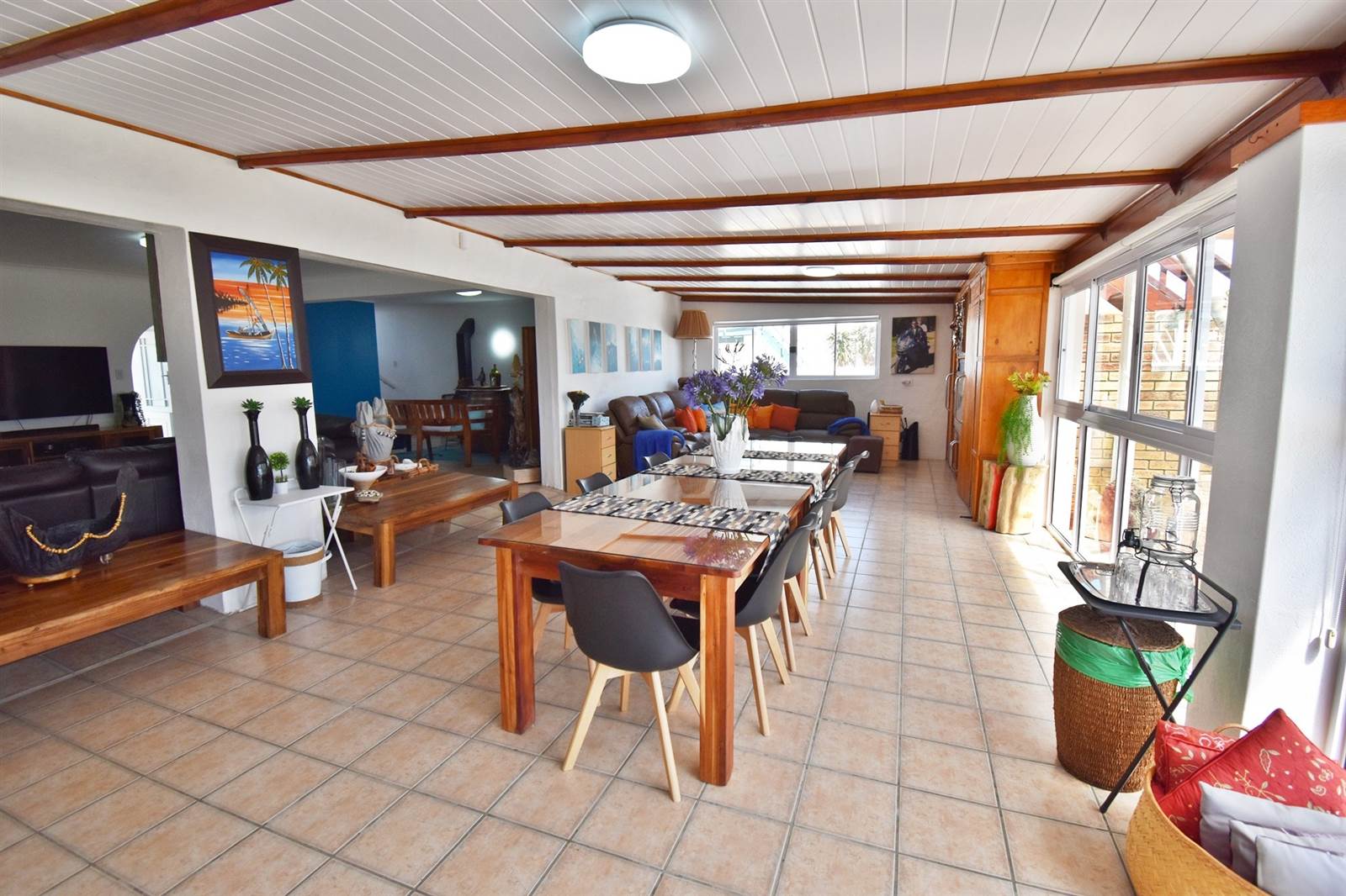 6 Bed House in Struisbaai photo number 14