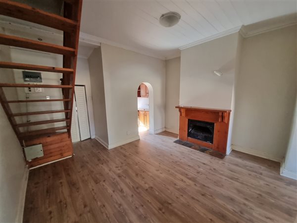 2 Bed House in Richmond Hill