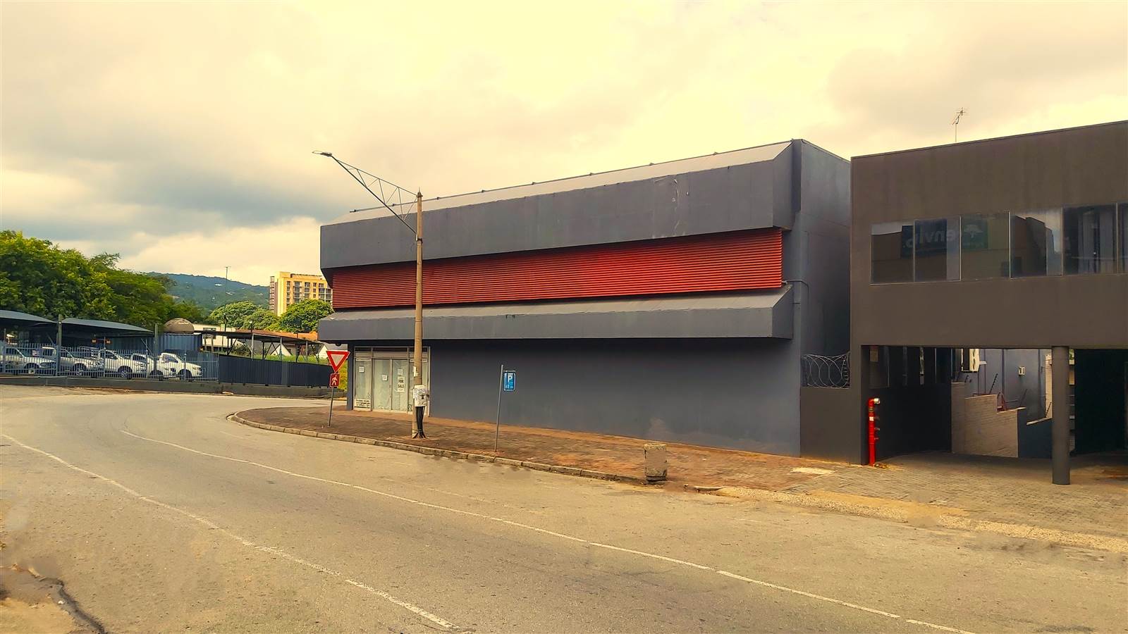 2666  m² Commercial space in Sonheuwel photo number 19
