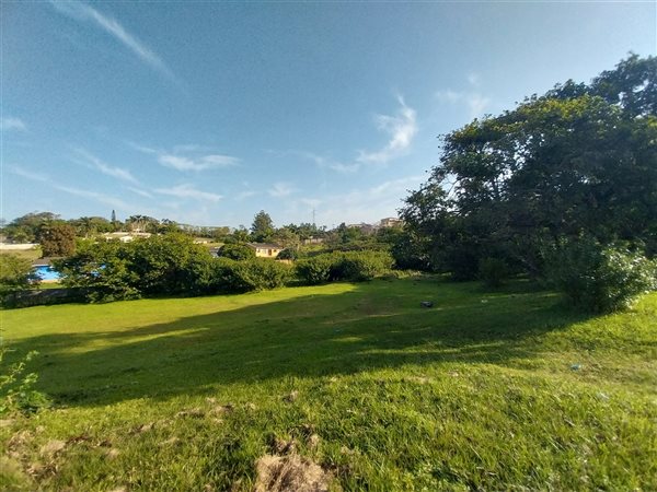 2151 m² Land available in Richem