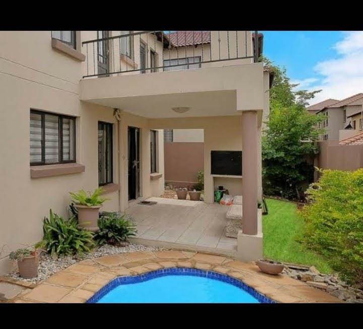 3 Bed Cluster in Witkoppen photo number 9