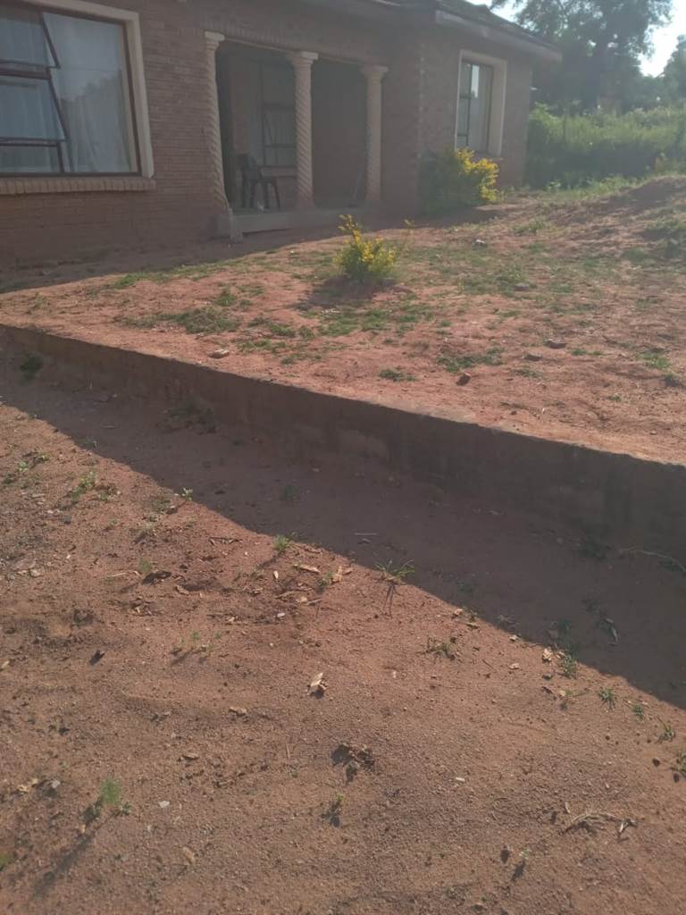 3 Bed House in Makhado (Louis Trichardt) photo number 17
