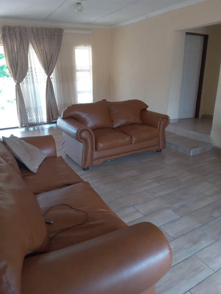 3 Bed House in Makhado (Louis Trichardt) photo number 21